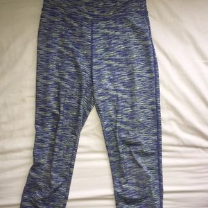 Gap Fit colourful capris